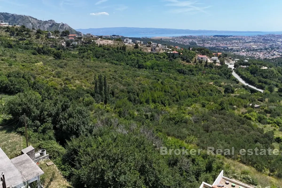 Terreno edificabile con vista panoramica