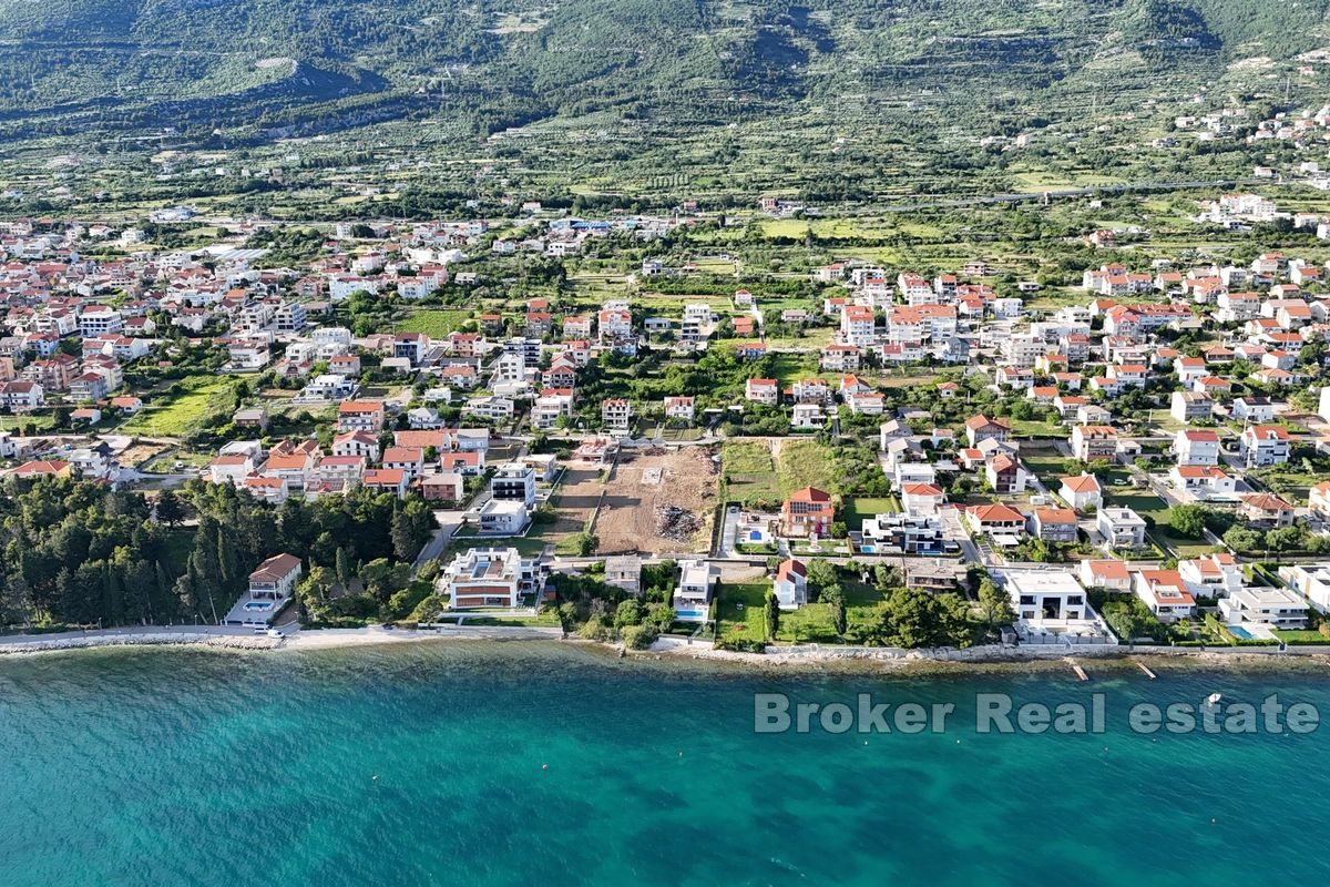 Terreno edificabile vicino al mare con vista