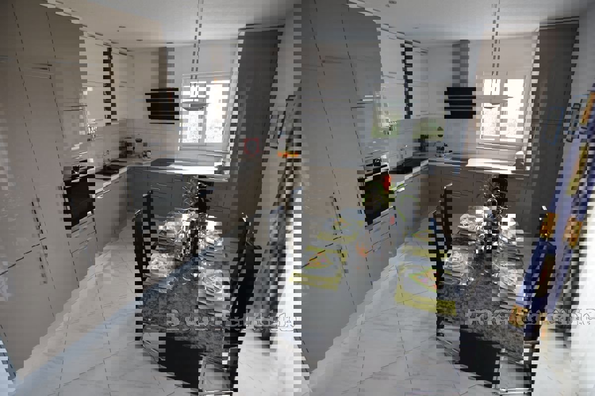 Una bella casa con vista sul mare