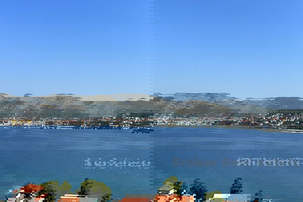 Una bella casa con vista sul mare