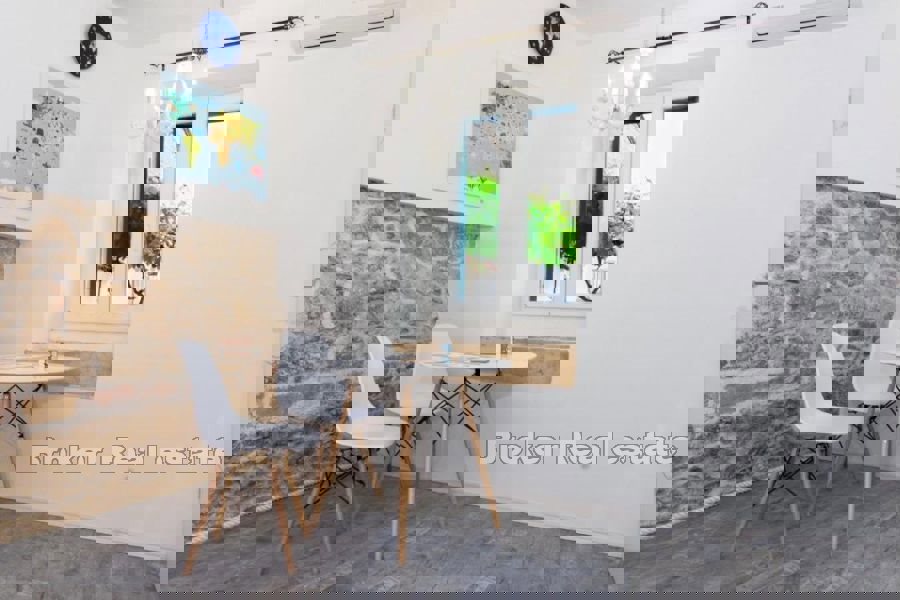 Casa in pietra in centro