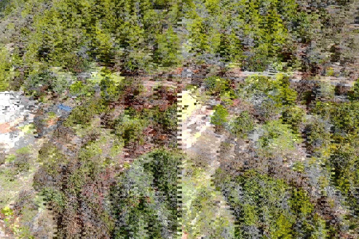 Terreno edificabile con vista aperta sul mare