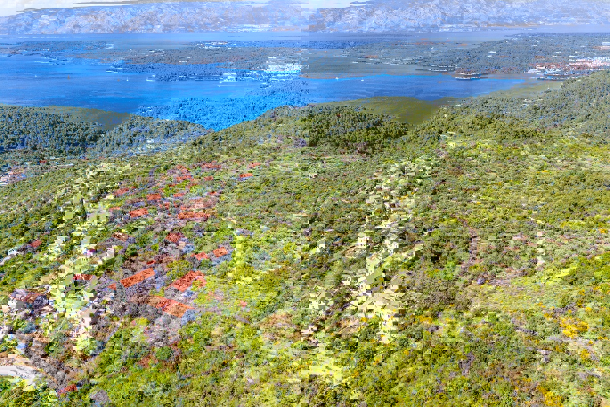 Terreno edificabile con vista mare