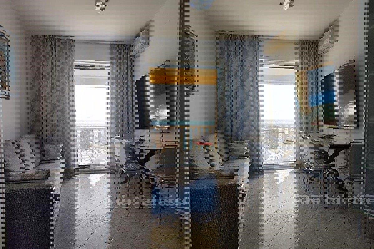 Villa prima fila al mare