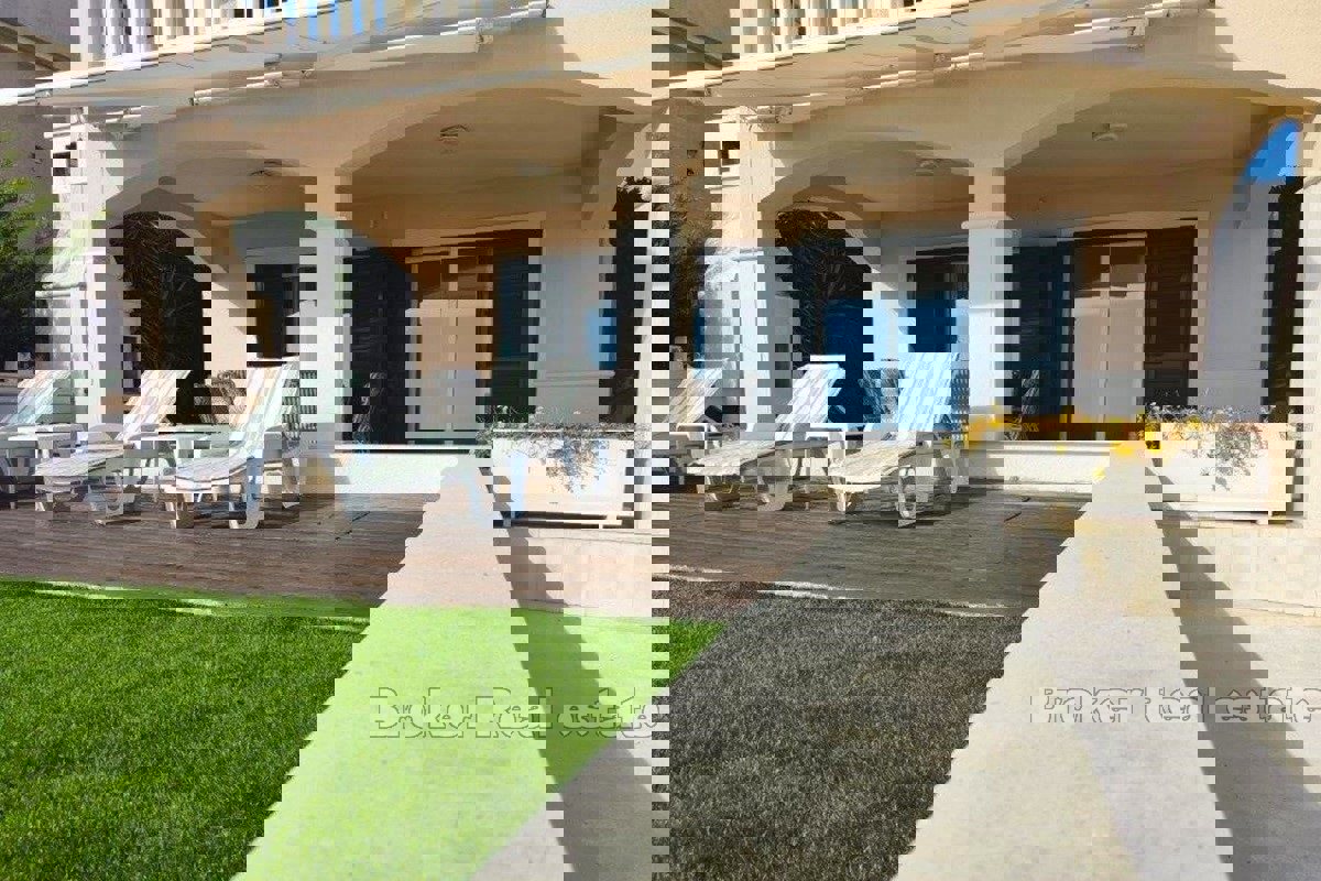 Villa prima fila al mare