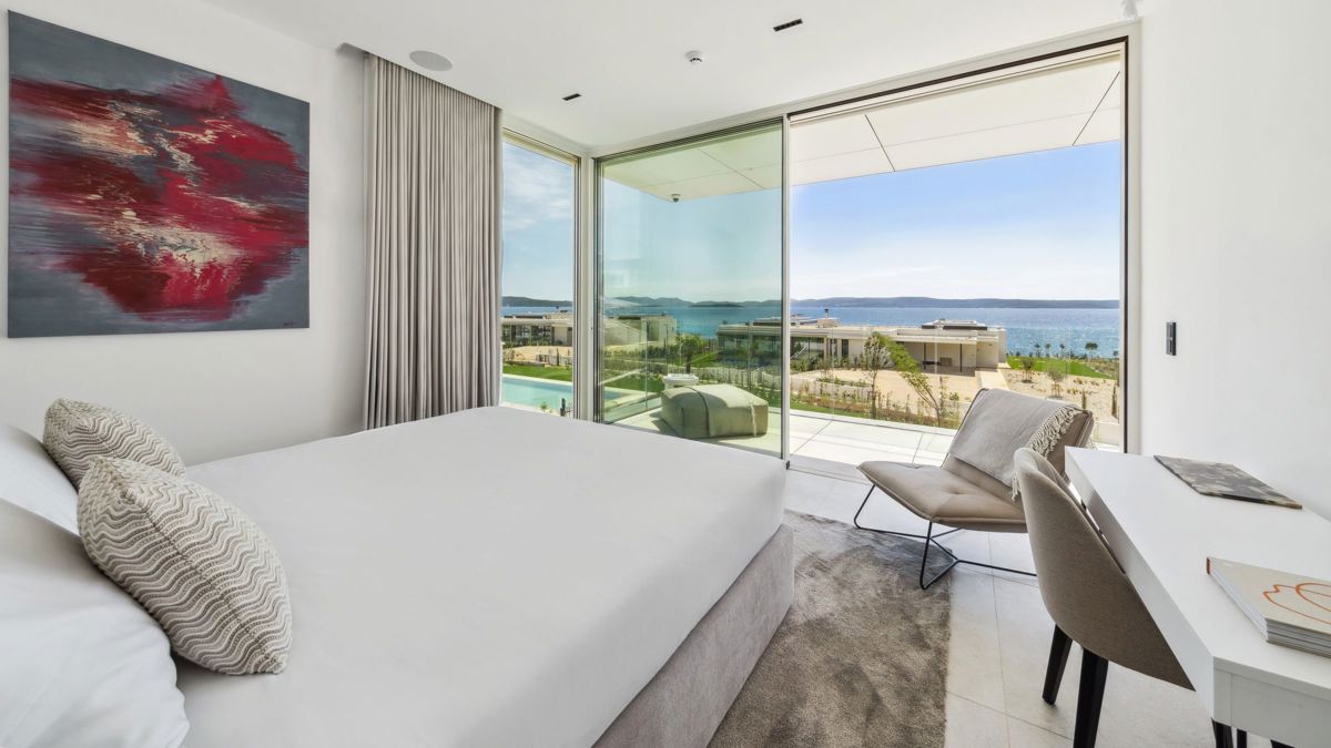 Ampia villa costiera con 6 camere da letto nel lussuoso resort