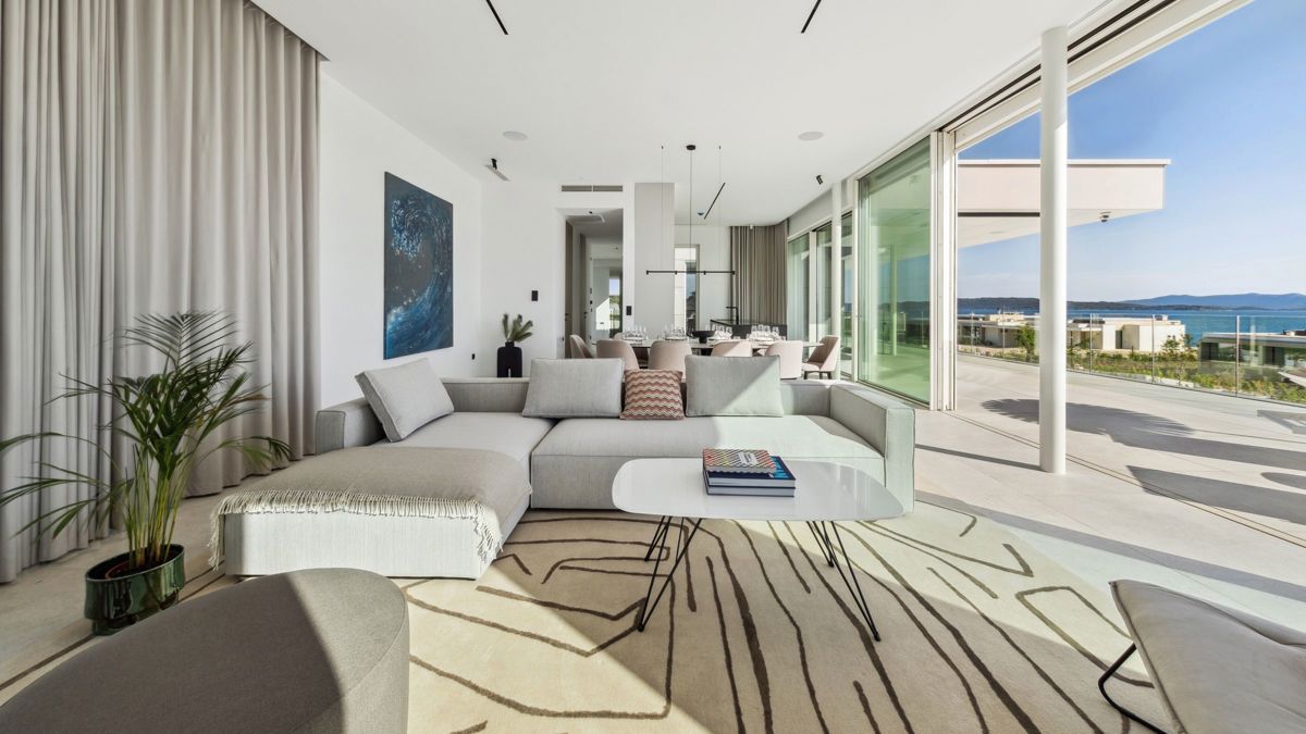 Ampia villa costiera con 6 camere da letto nel lussuoso resort