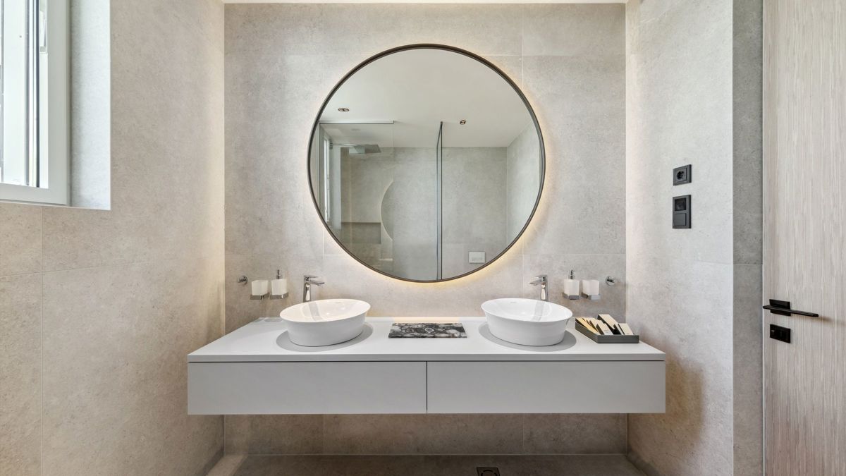 Ampia villa costiera con 6 camere da letto nel lussuoso resort