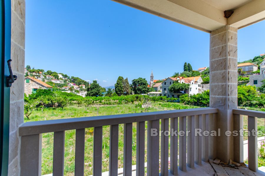 Palazzina con vista mare