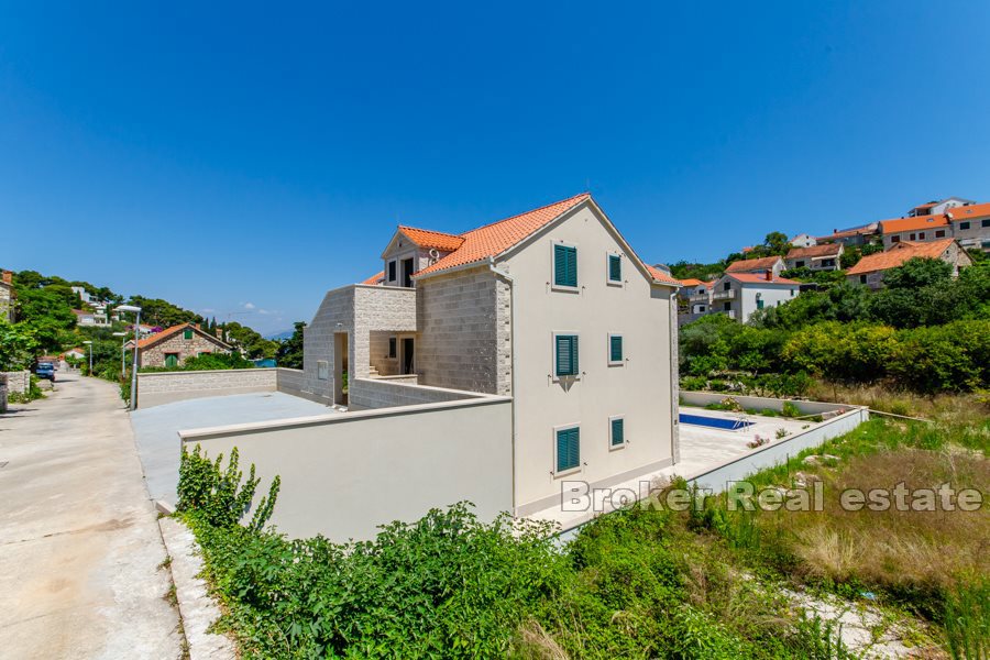 Palazzina con vista mare