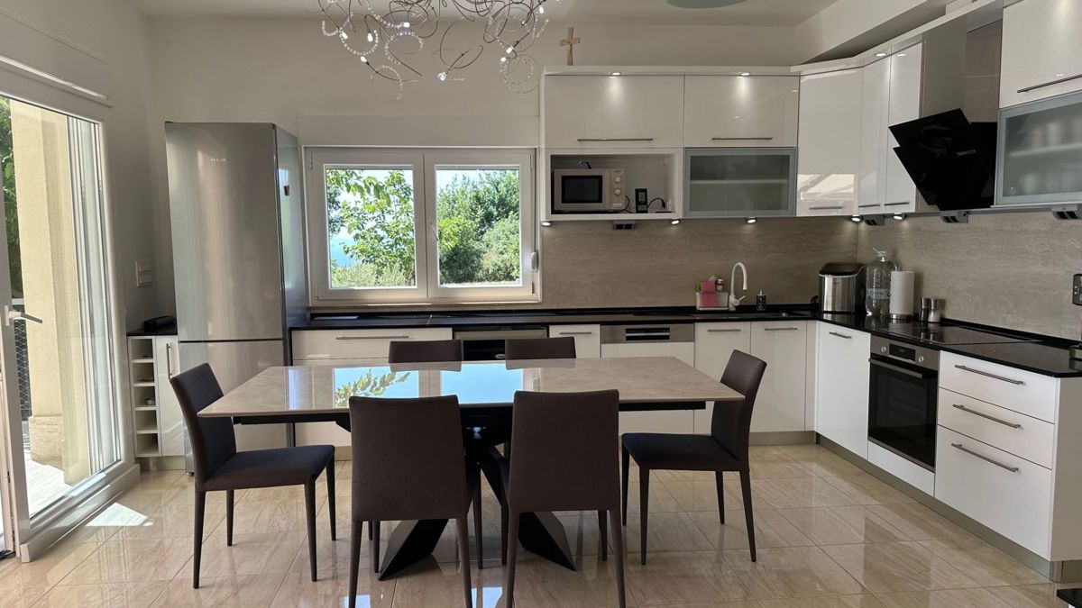 Villa per vacanze con splendida vista sul mare