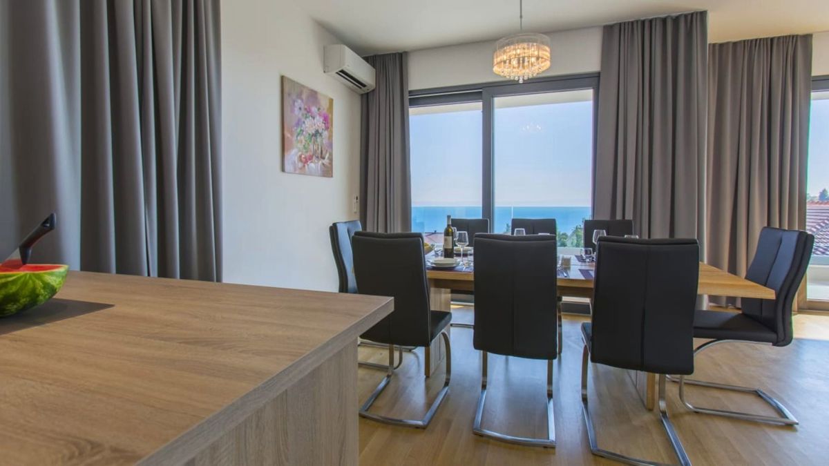 Splendida villa con vista panoramica sul mare