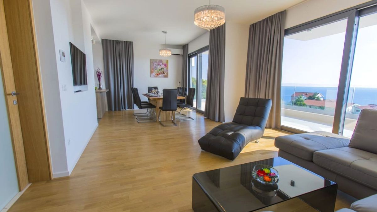 Splendida villa con vista panoramica sul mare