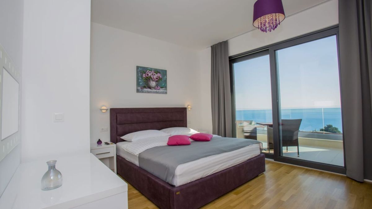 Splendida villa con vista panoramica sul mare