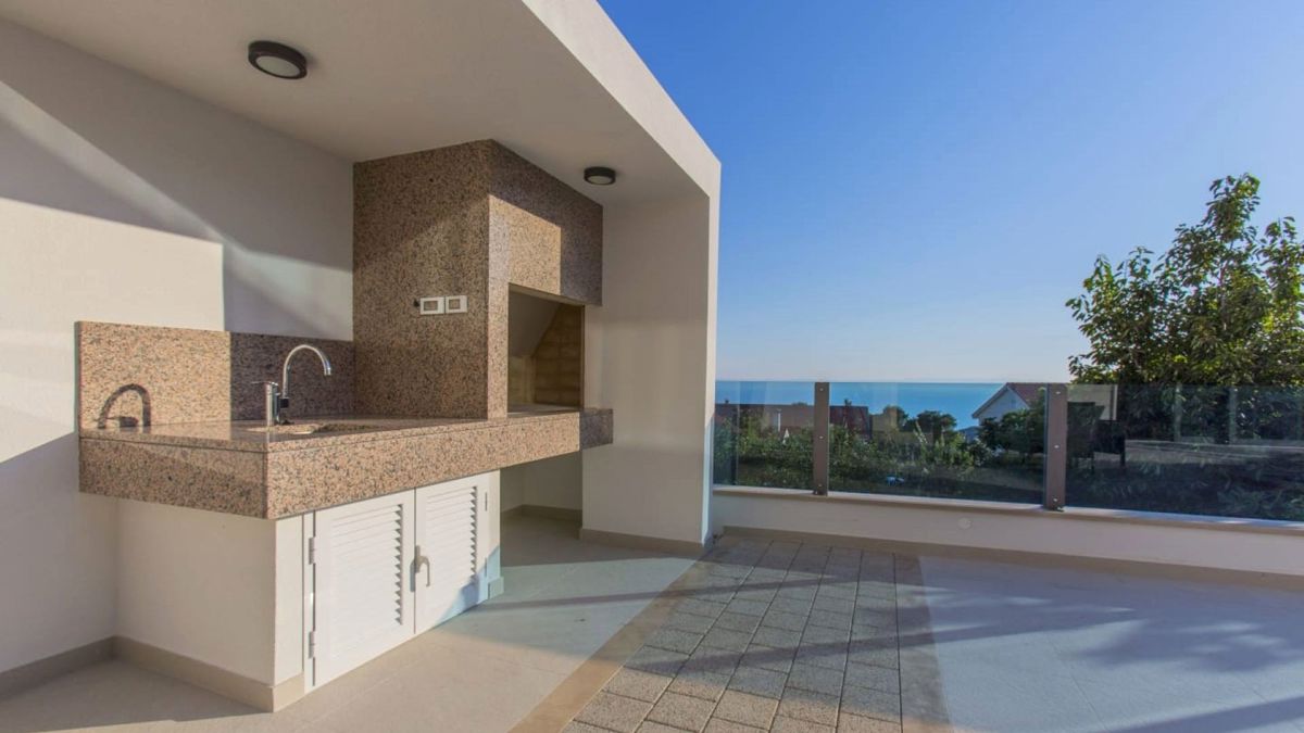 Splendida villa con vista panoramica sul mare