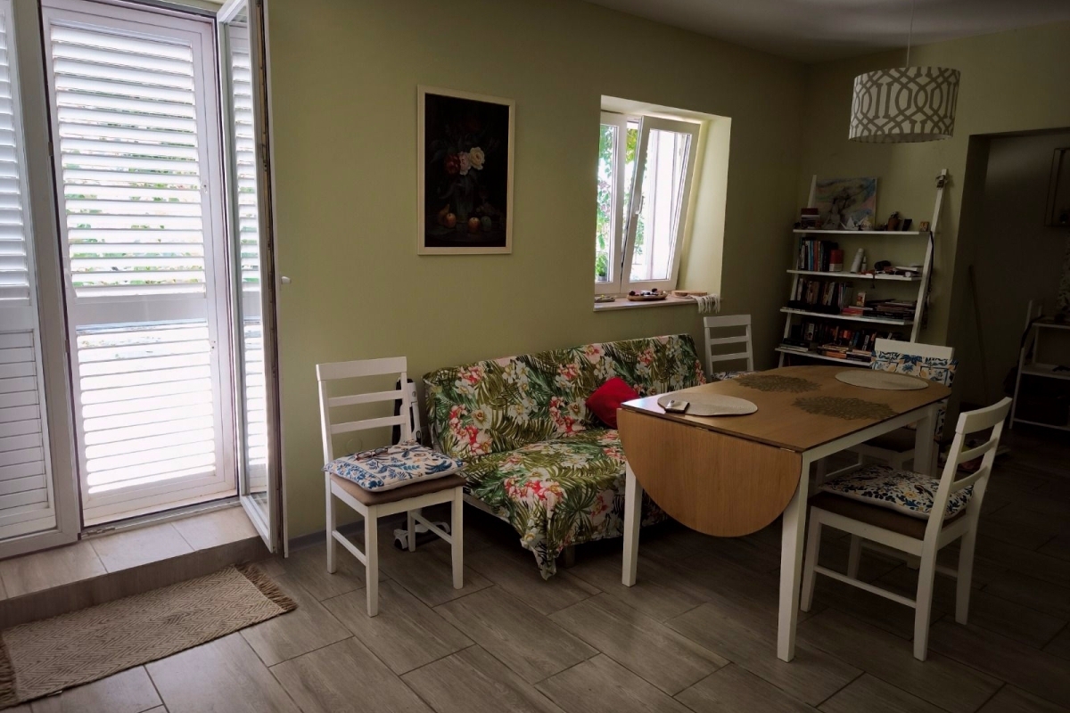 Casa bifamiliare in posizione eccezionale a Kaštela