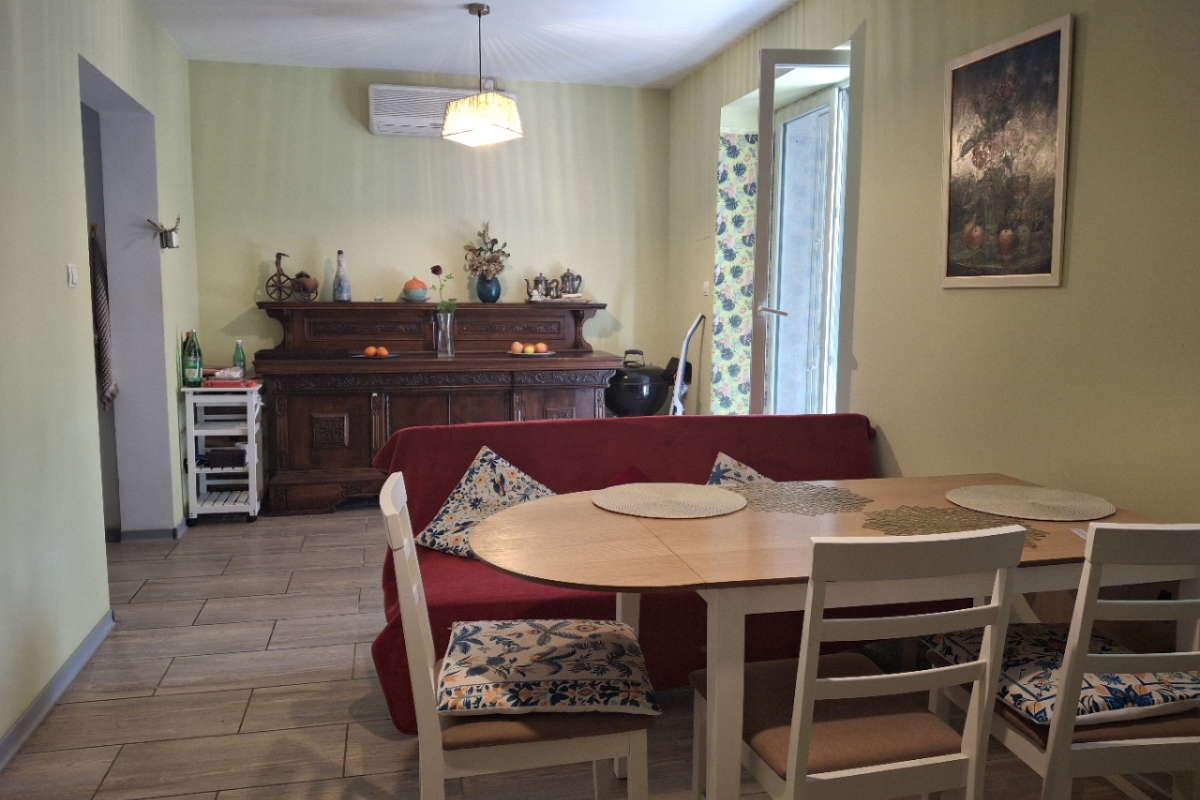 Casa bifamiliare in posizione eccezionale a Kaštela