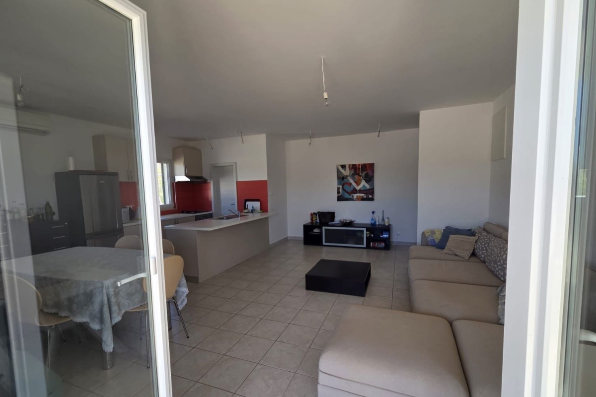 Spaziosa casa in prima fila al mare