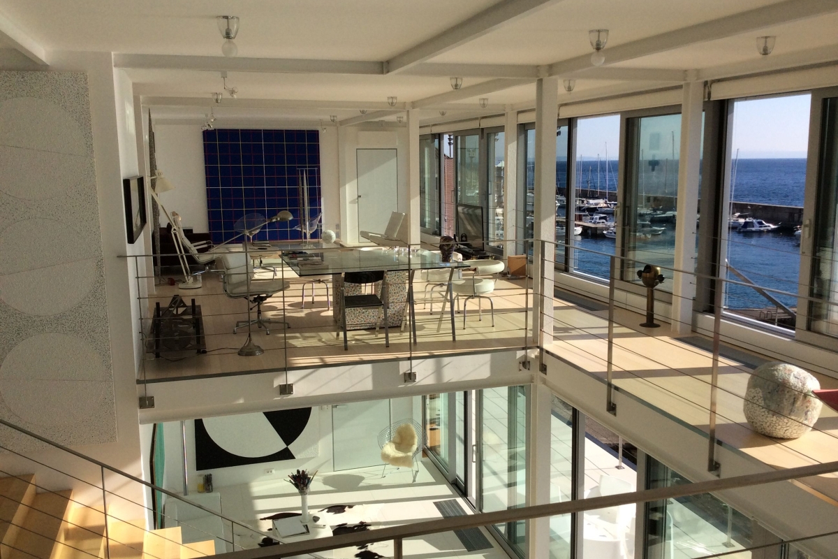 Villa di design prima fila al mare