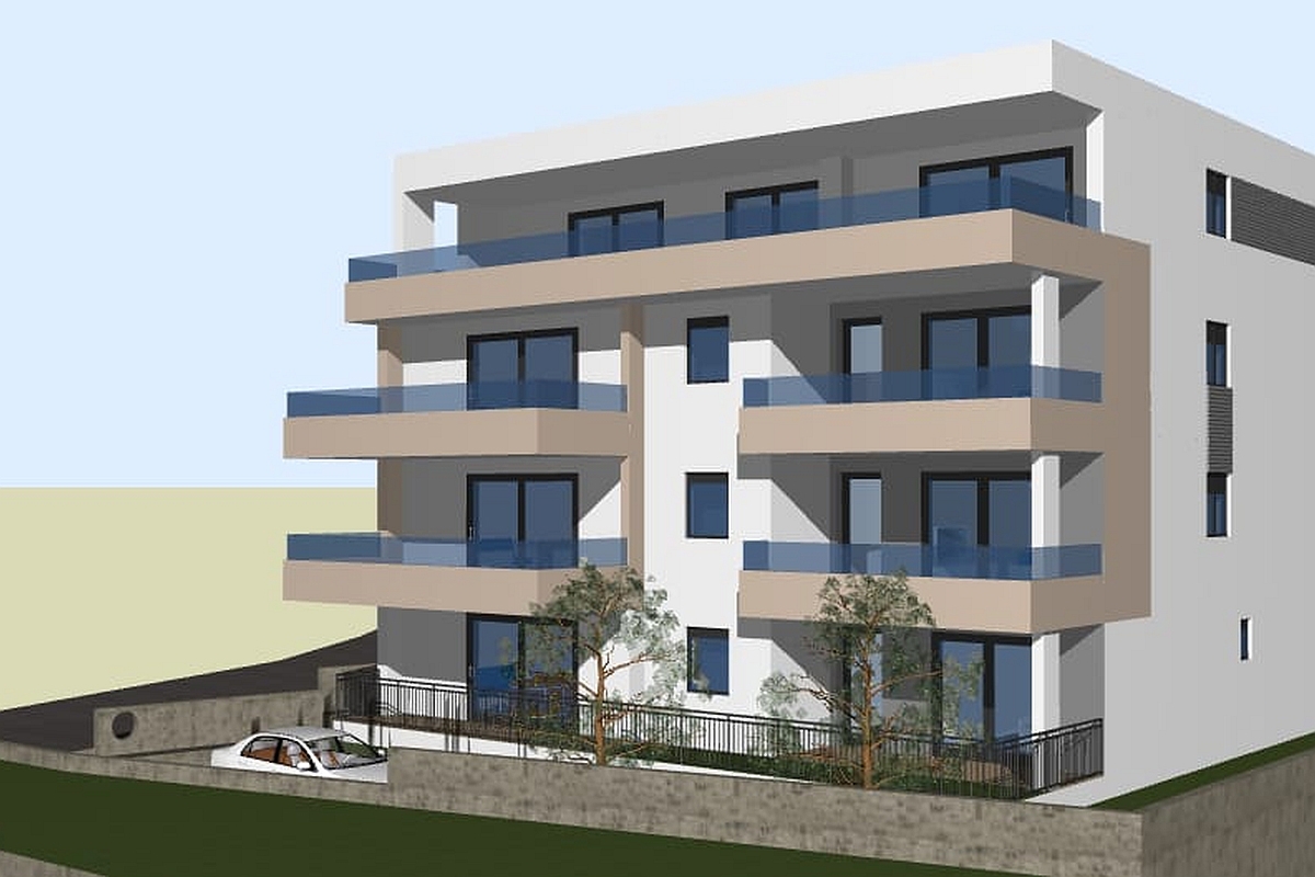 Appartamento con tre camere da letto e giardino in un edificio di nuova costruzione