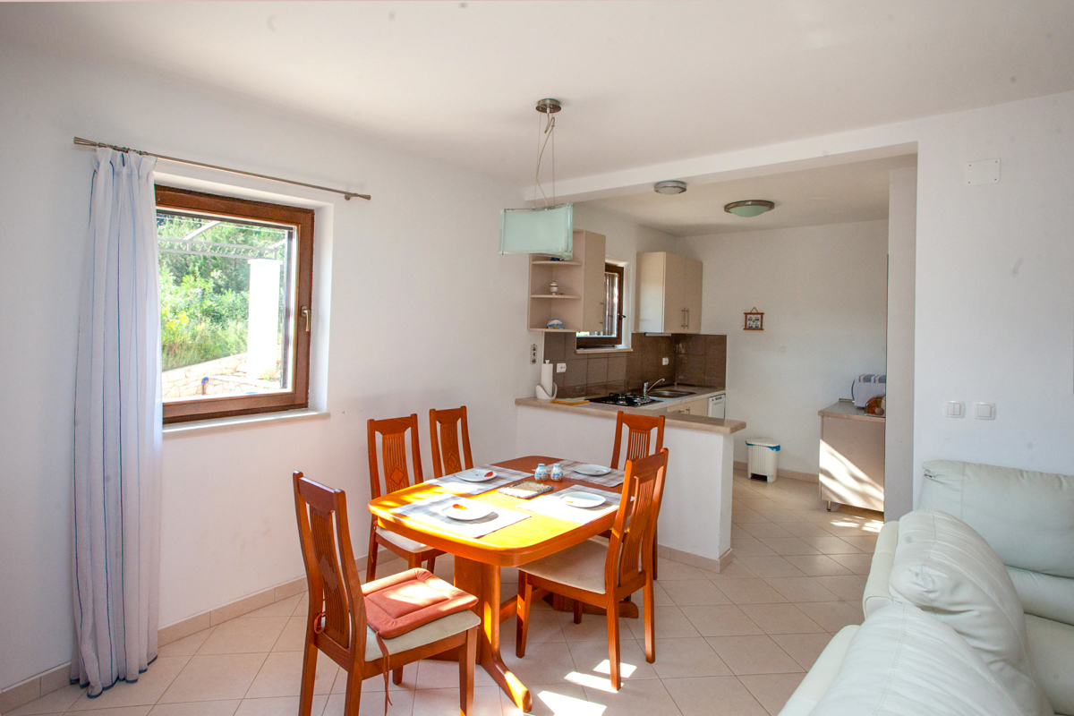 Casa indipendente con vista mare
