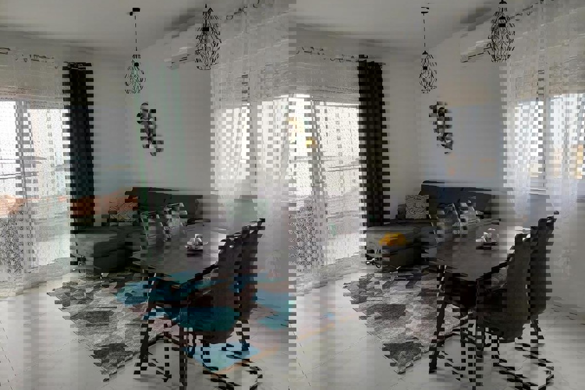 Attico con vista mare nella splendida Rogoznica