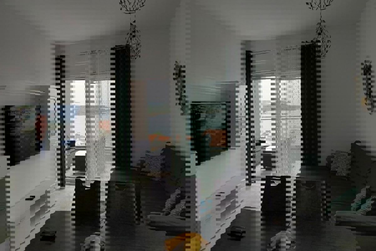 Attico con vista mare nella splendida Rogoznica