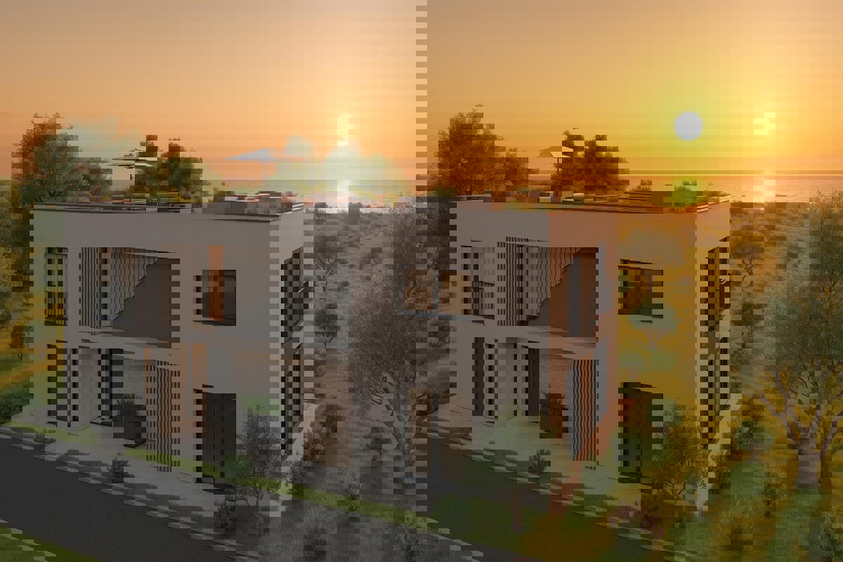 Villa di lusso con piscina e terrazza panoramica vicino al mare