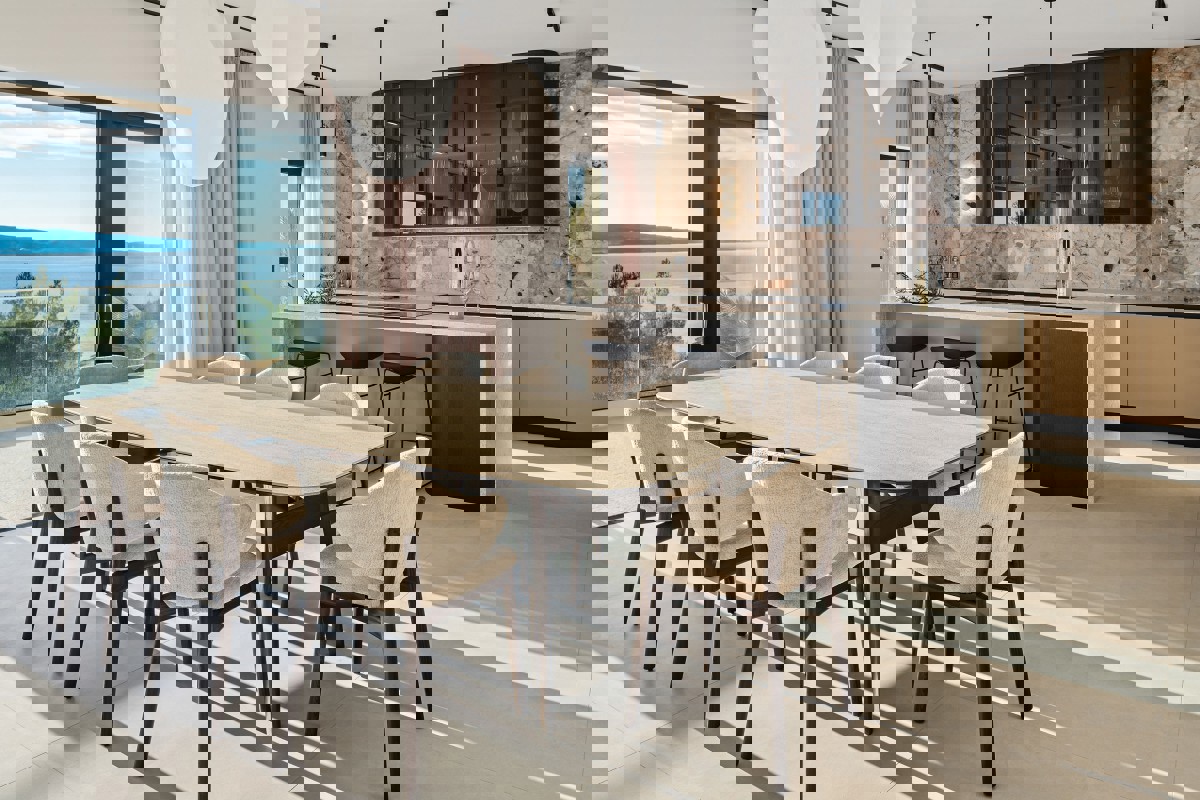 Villa moderna con vista panoramica sul mare