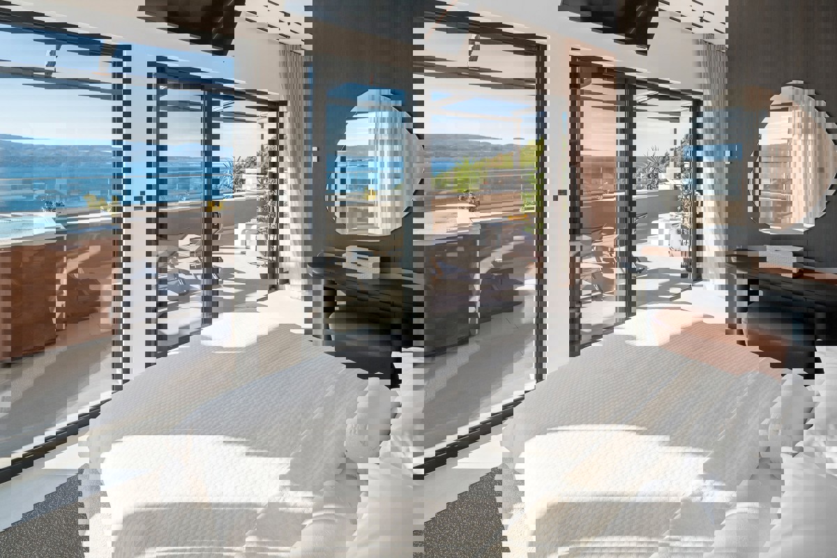 Villa moderna con vista panoramica sul mare