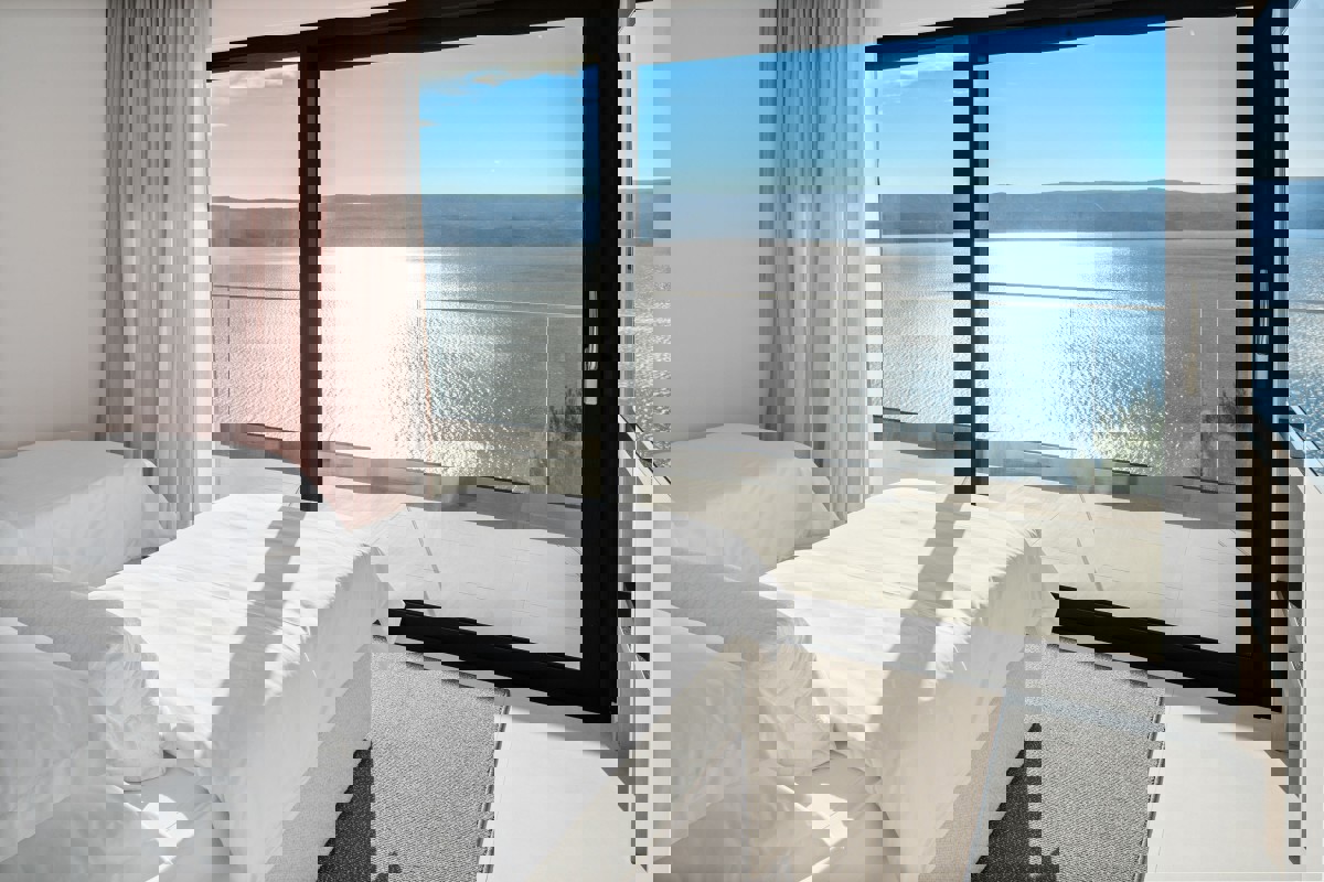 Villa moderna con vista panoramica sul mare