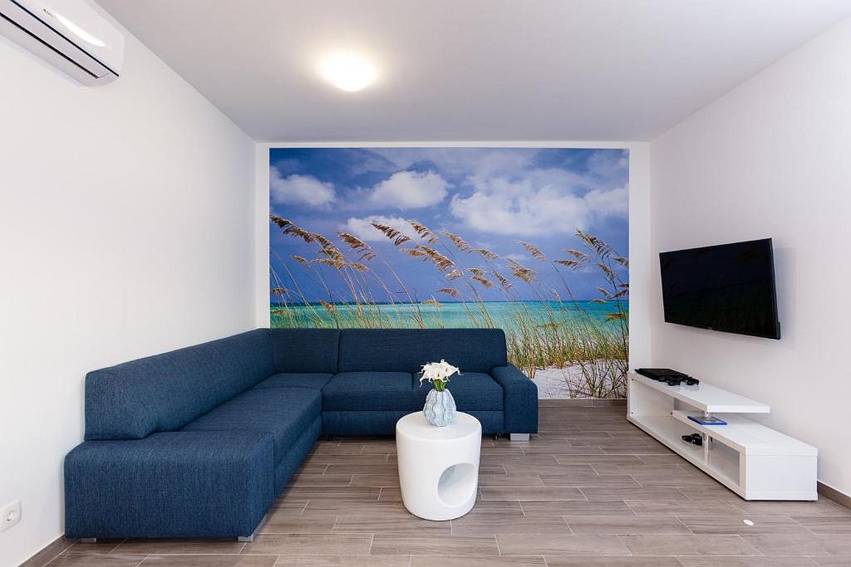 Moderno condominio in prima fila sul mare