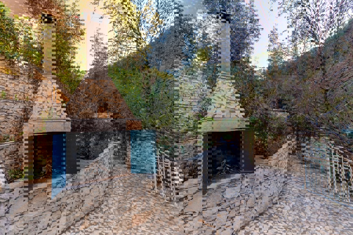 Casa in prima fila sul mare