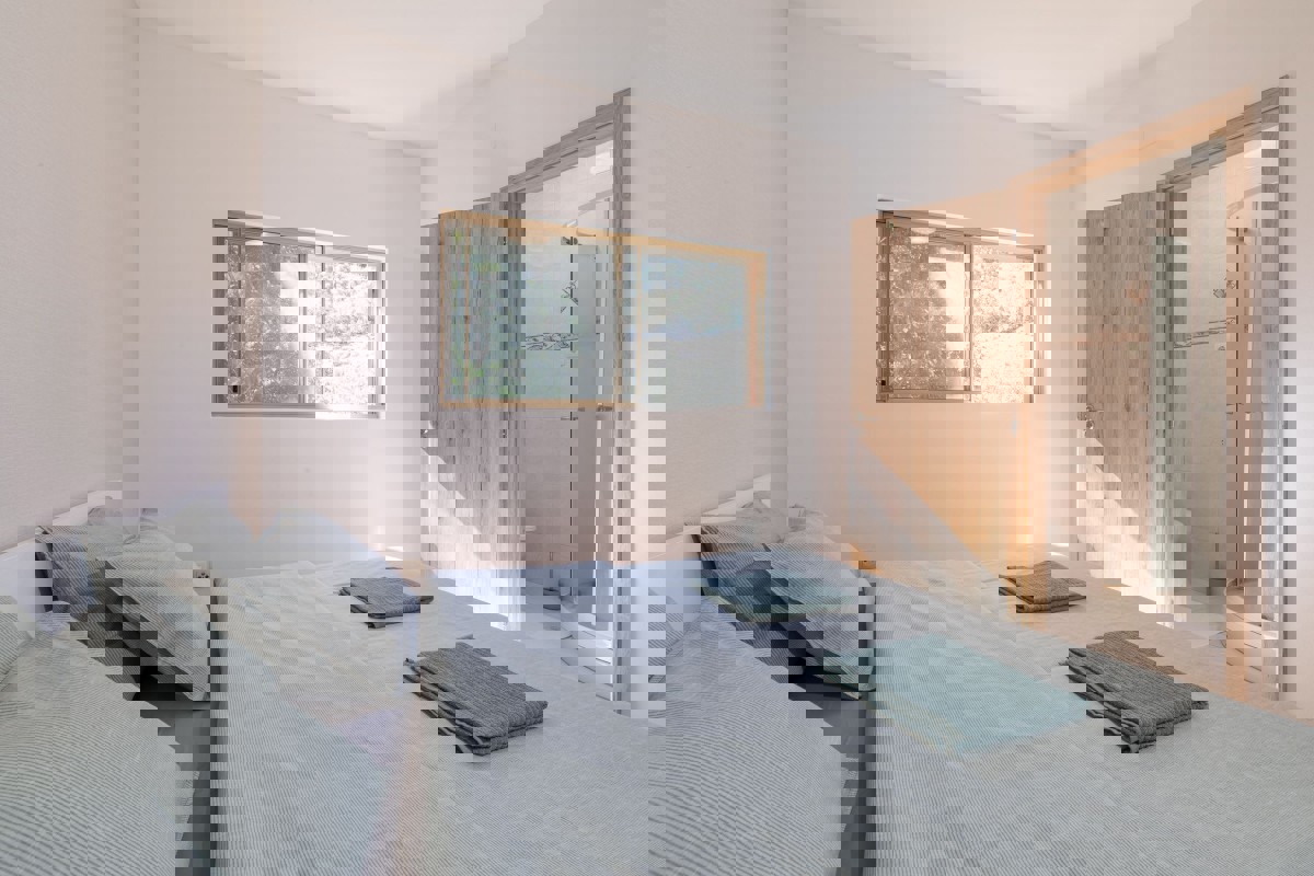 Casa in prima fila sul mare