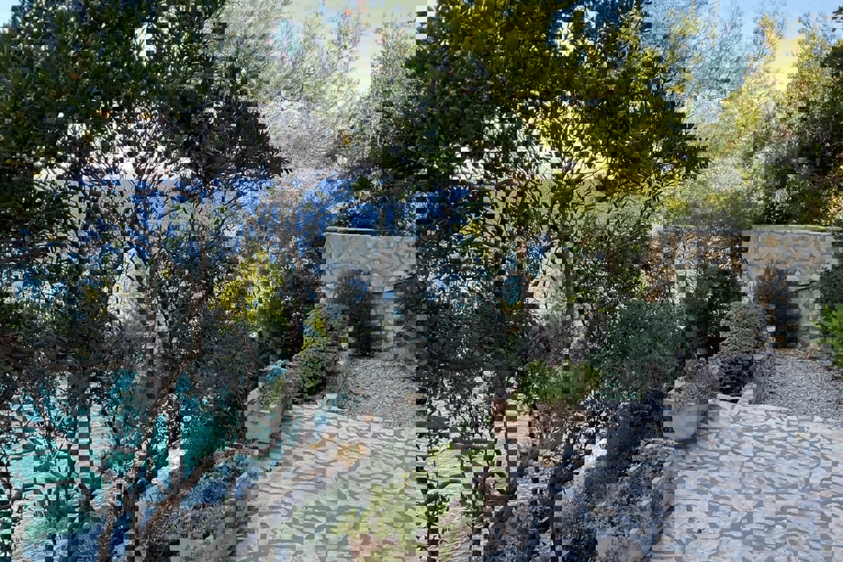 Casa in prima fila sul mare