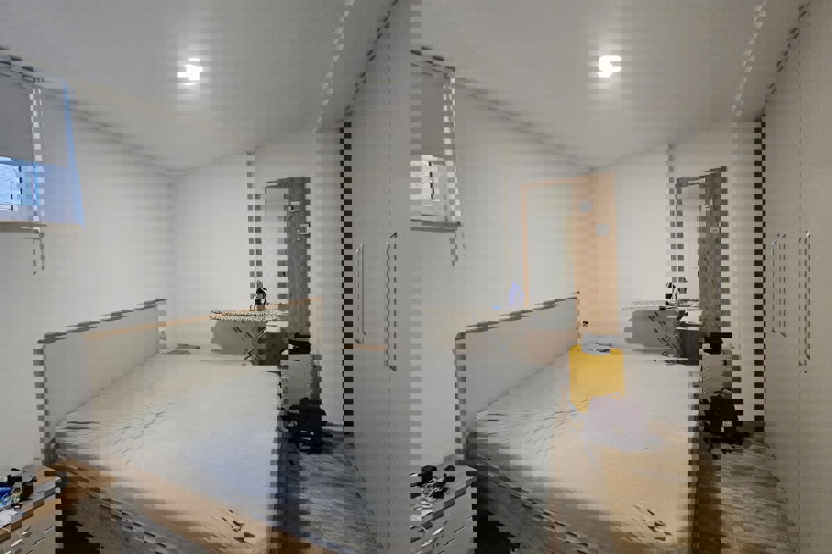 Casa con due appartamenti in posizione tranquilla