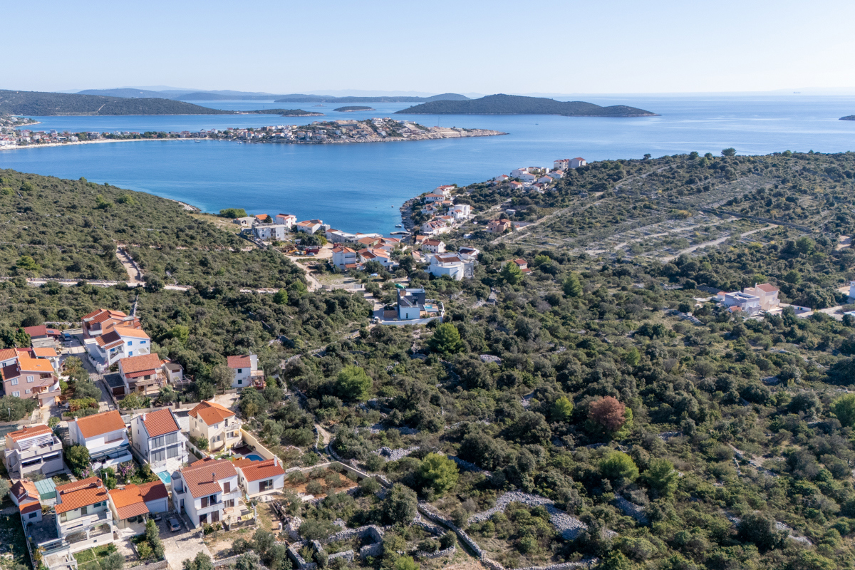 Terreno edificabile vicino al mare