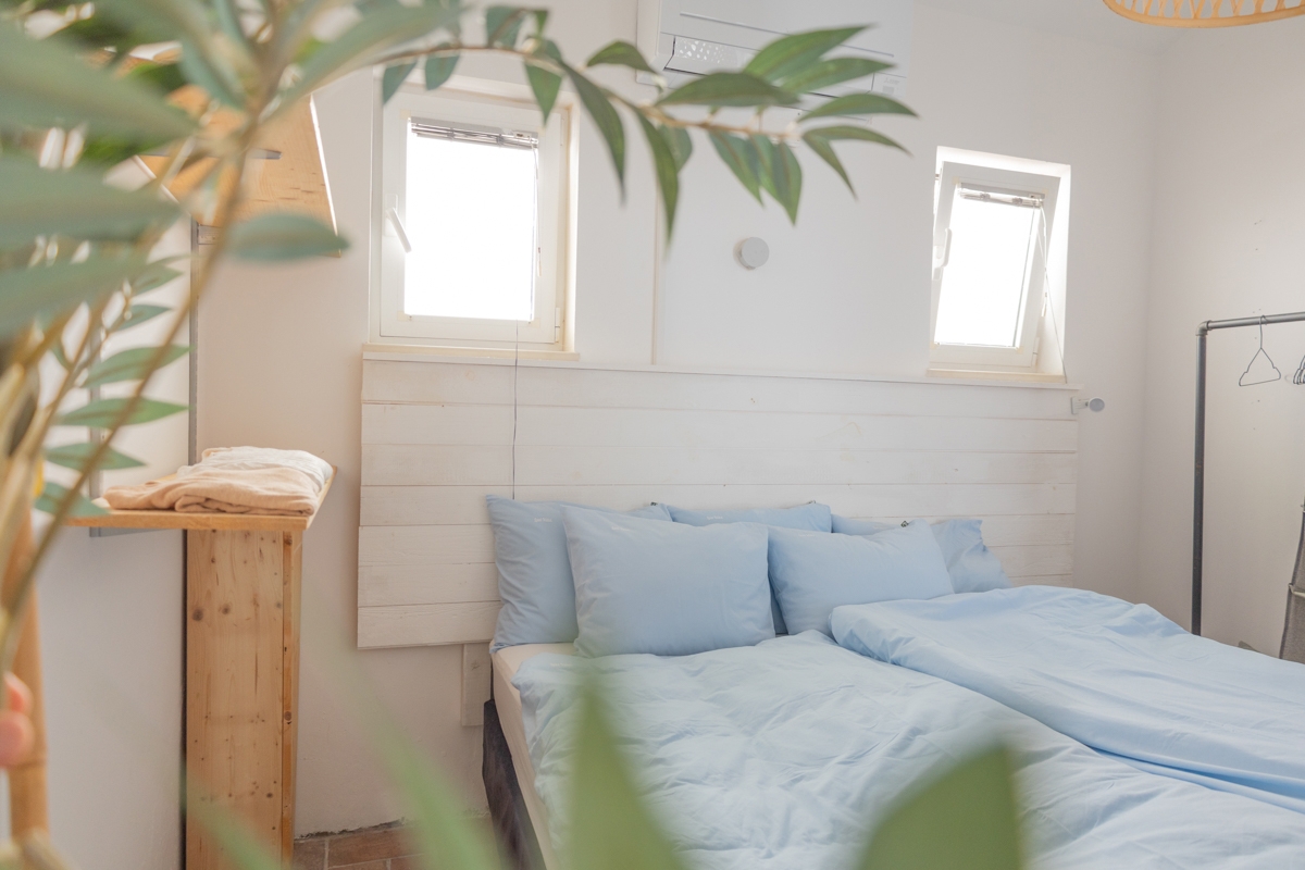 Esclusiva casa in pietra in prima fila sul mare