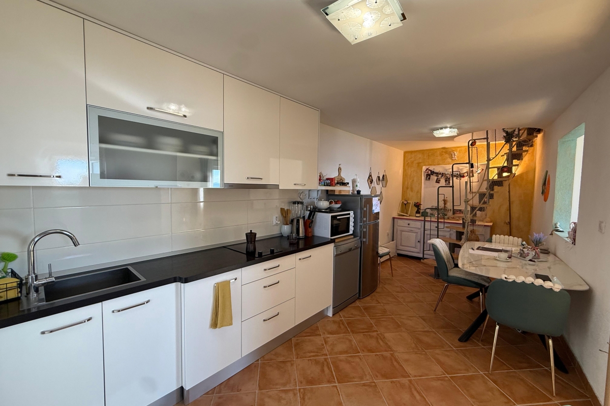 Casa con vista mare aperta