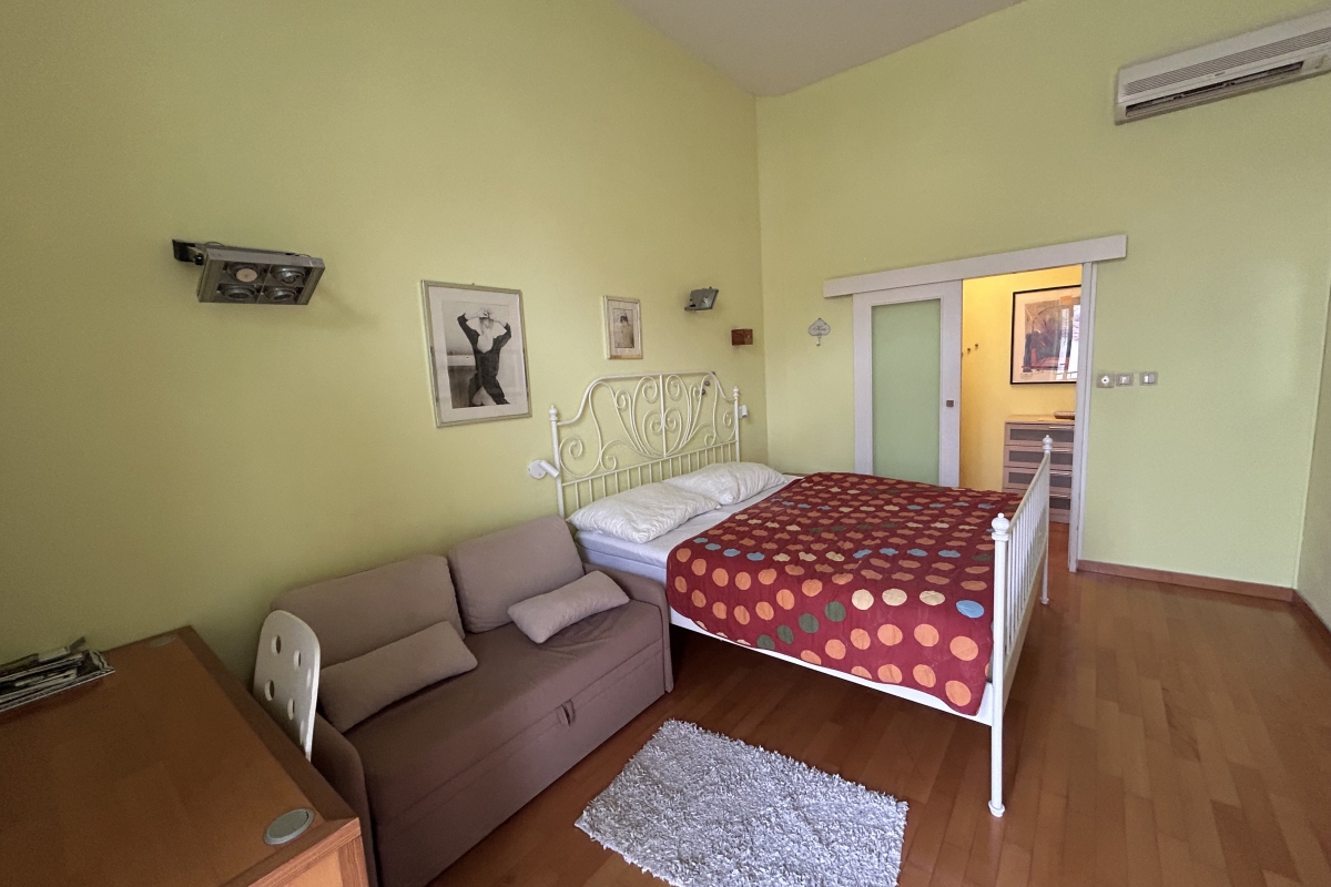 Appartamento arredato con due camere da letto in posizione privilegiata