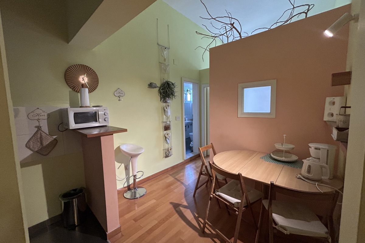 Appartamento arredato con due camere da letto in posizione privilegiata