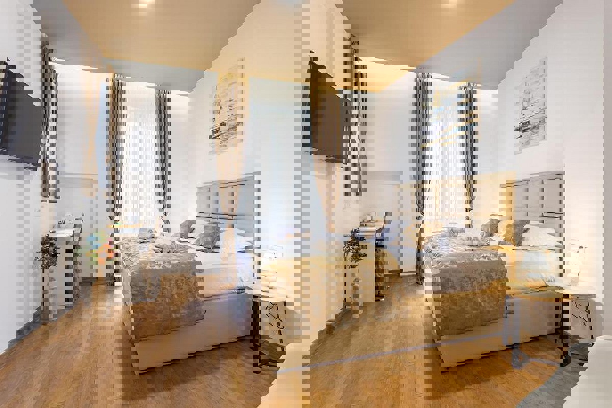 5 unità abitative arredate in stile moderno vicino al centro città