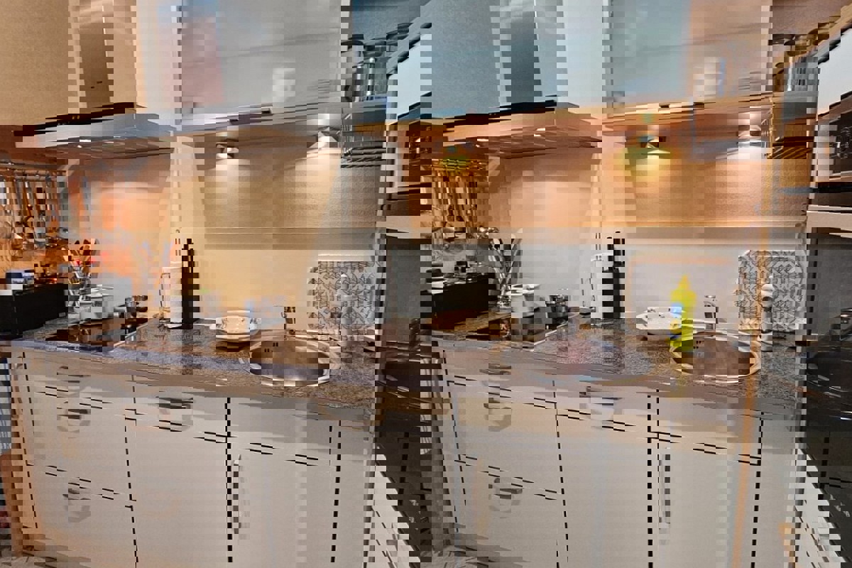 Casa bifamiliare con vista mare non lontano da Parenzo