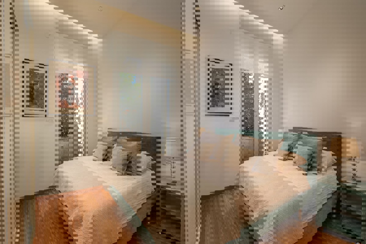 Attico di lusso con piscina privata e terrazza panoramica