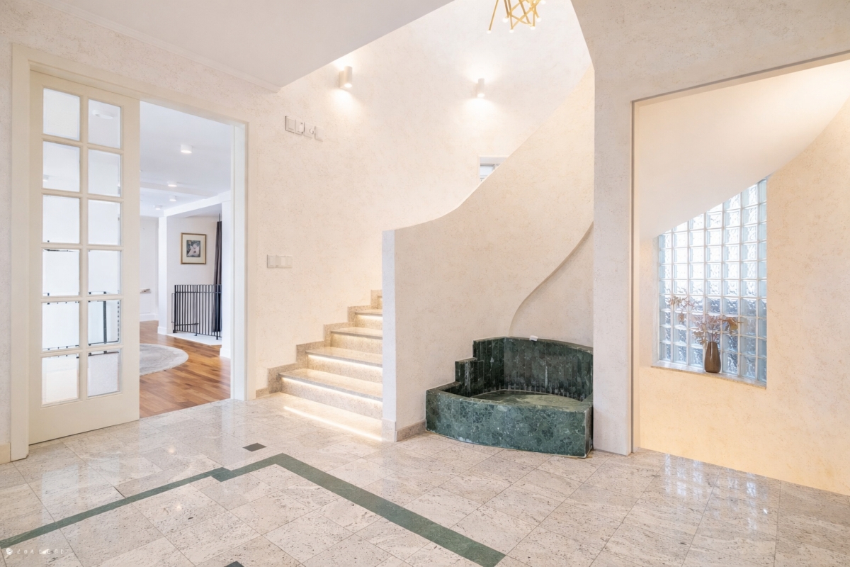 Villa di lusso con piscina e privacy assoluta