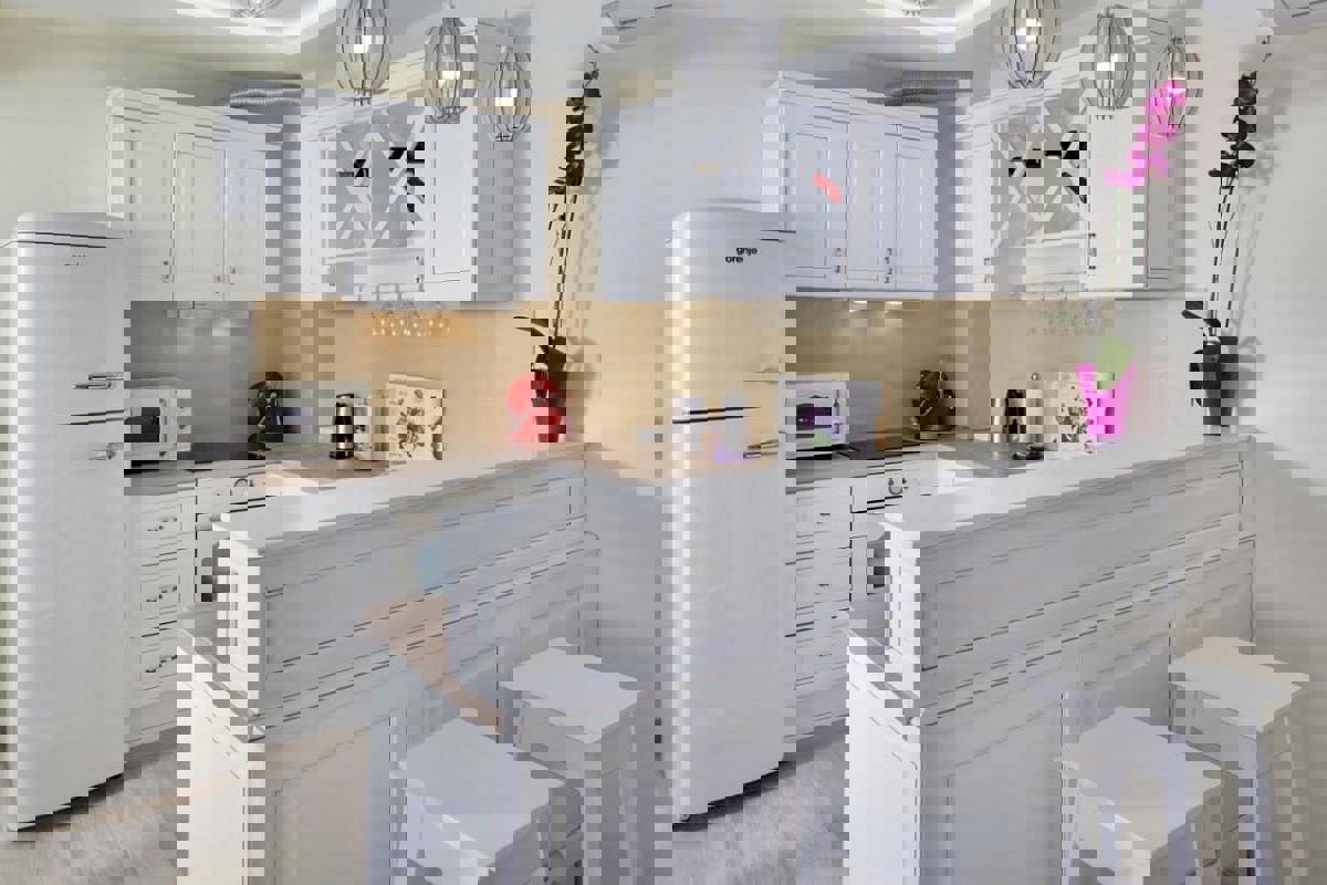 Appartamento con due camere da letto e posto auto