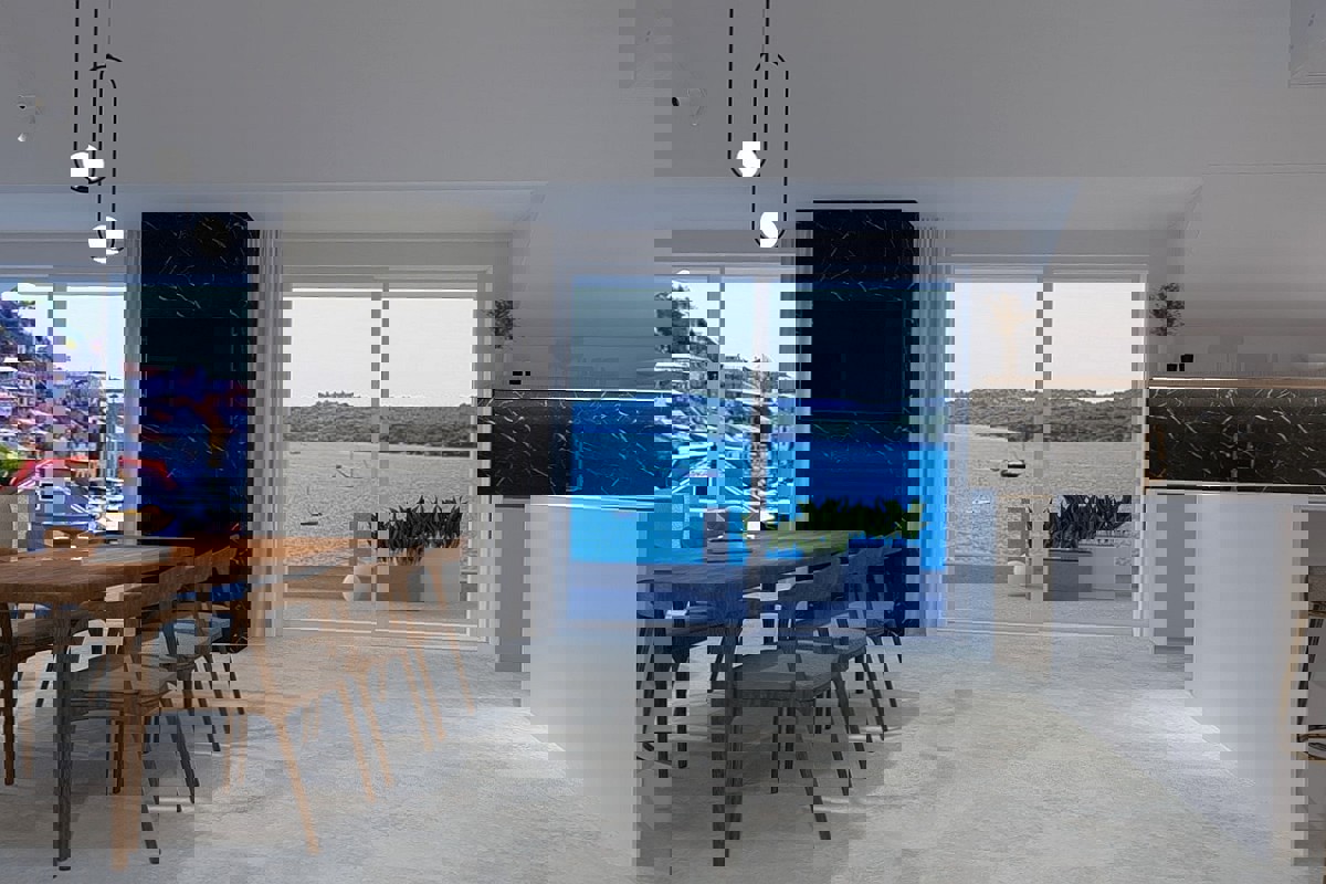 Appartamento di lusso con vista mare nel centro di Sebenico