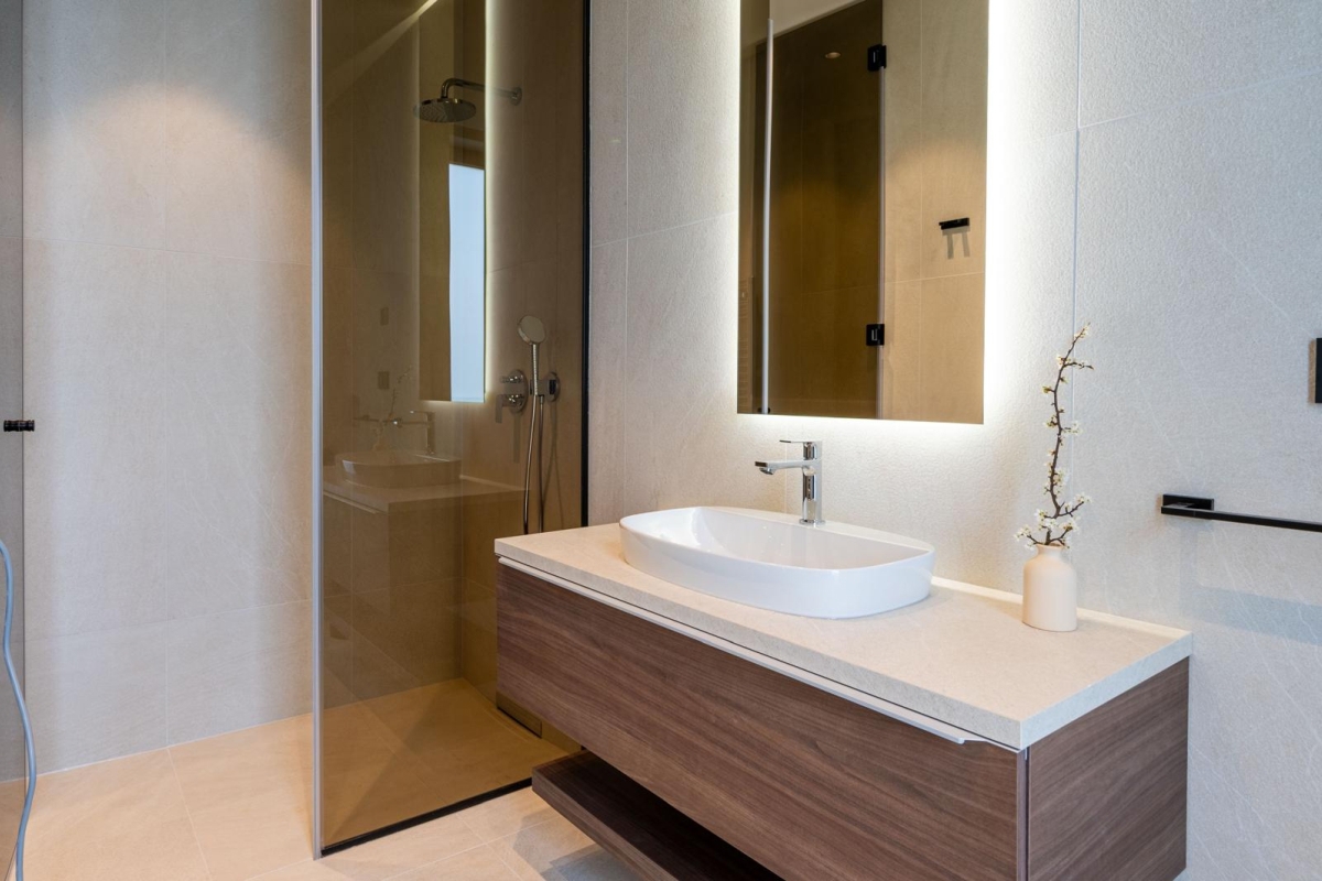 Villa di lusso di design con piscina e totale privacy