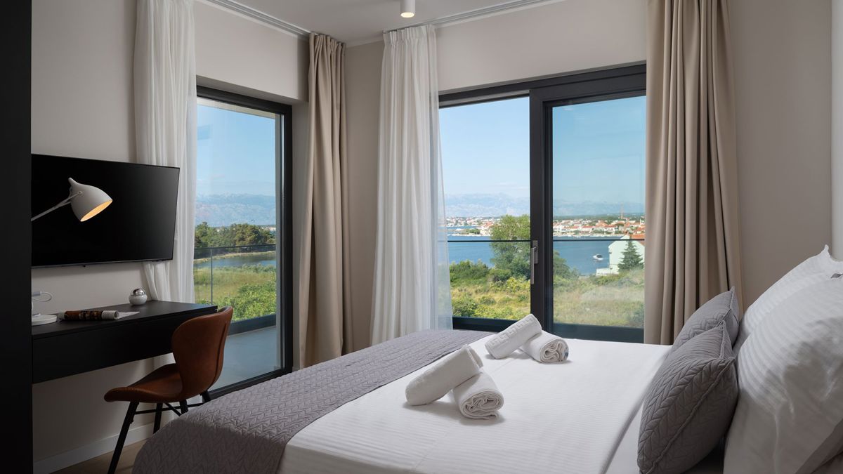 Villa con piscina vicino al mare