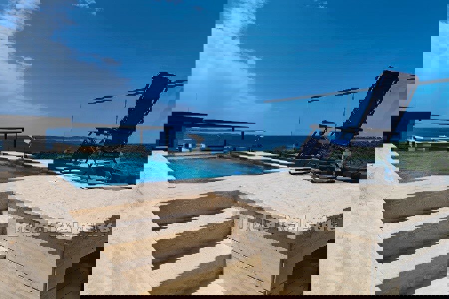 Attico con vista mare